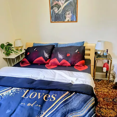 Jupiter Apartment *